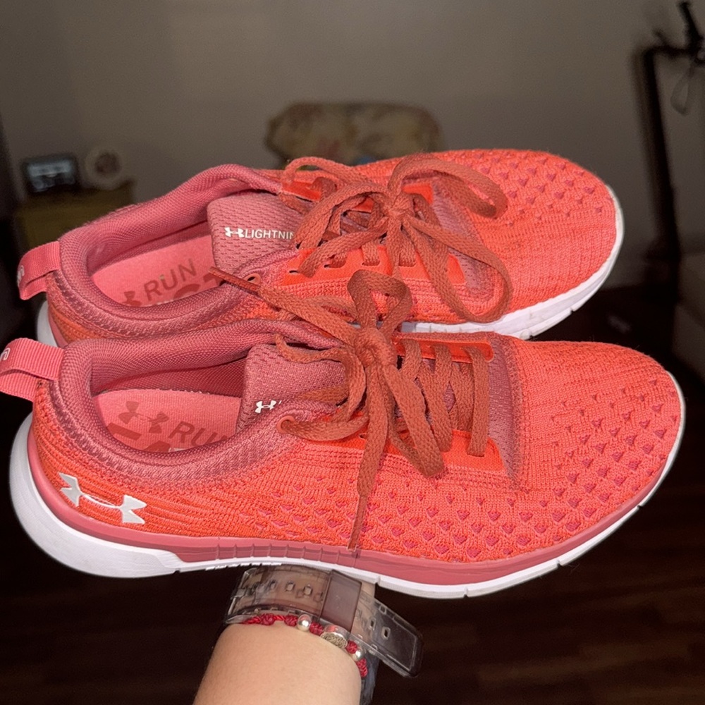 Under Armour Sneakers - Picture 2 of 3